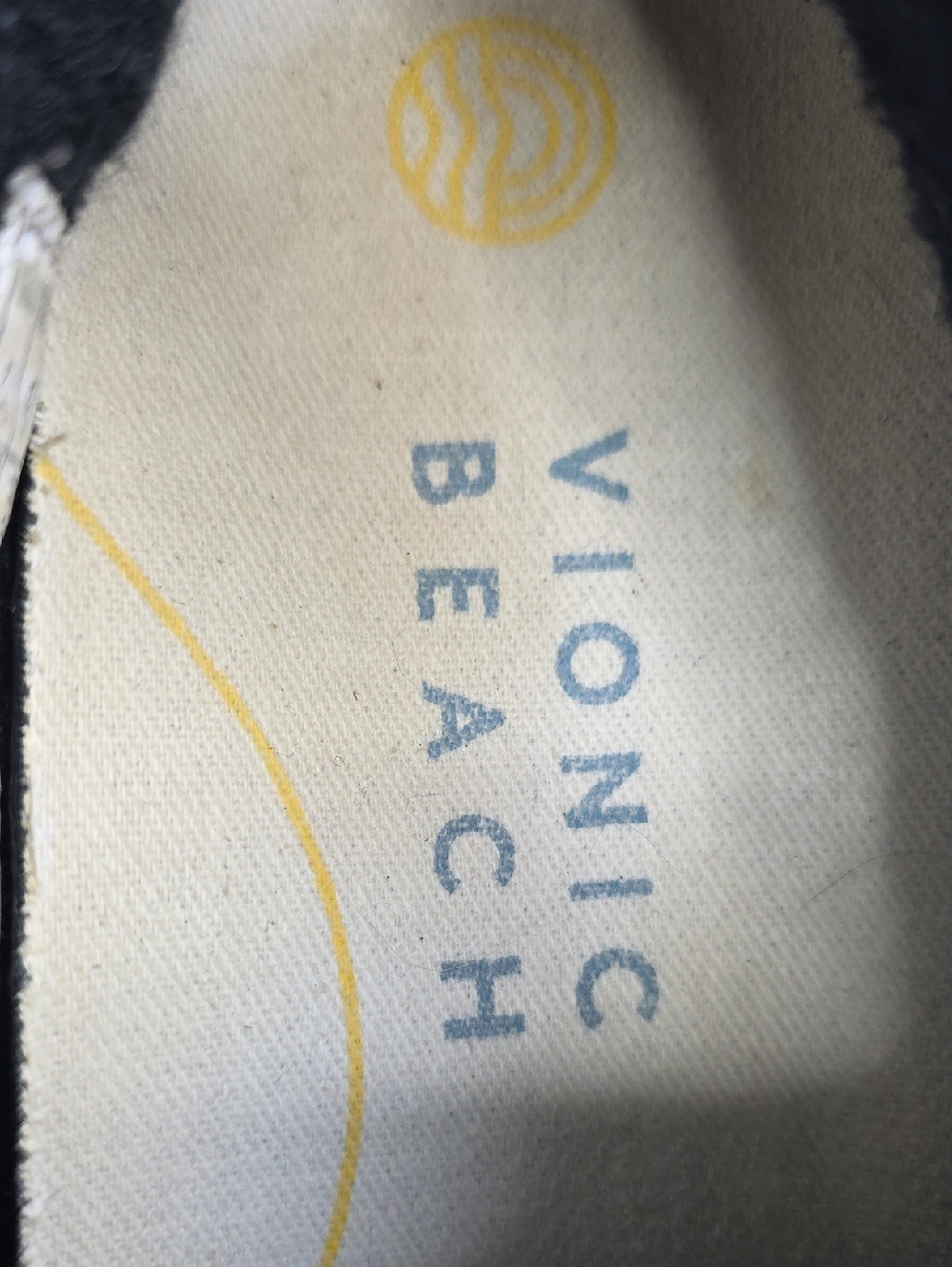 Vionic Beach Casual Slip-On Canvas Sneakers in Black Ladies Size 8.5 Distressed - Picture 4 of 16